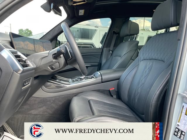 Used 2025 BMW X7 M60i AWD/4WD image 11