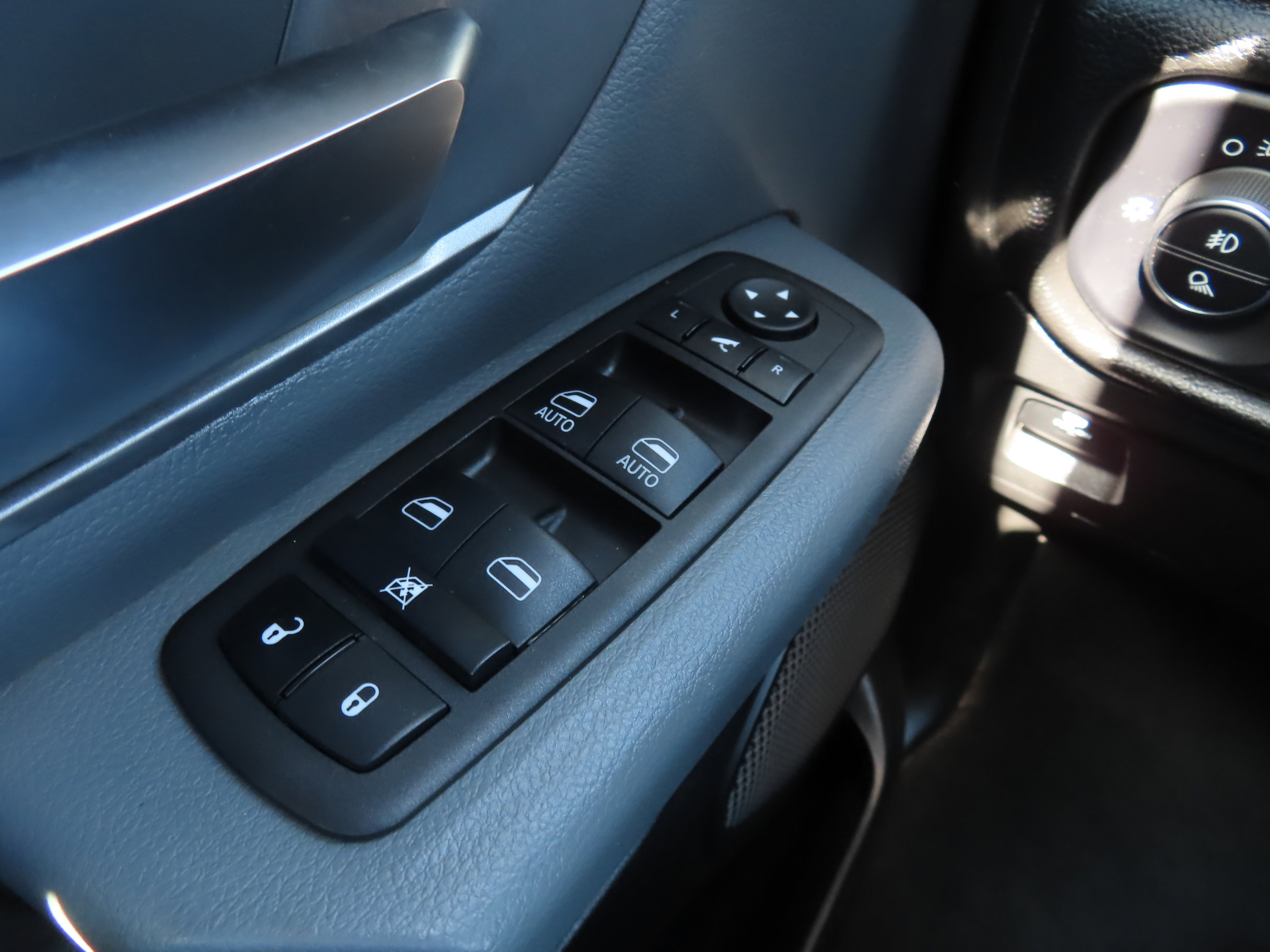 Used 2023 RAM 1500 Big Horn AWD/4WD image 21