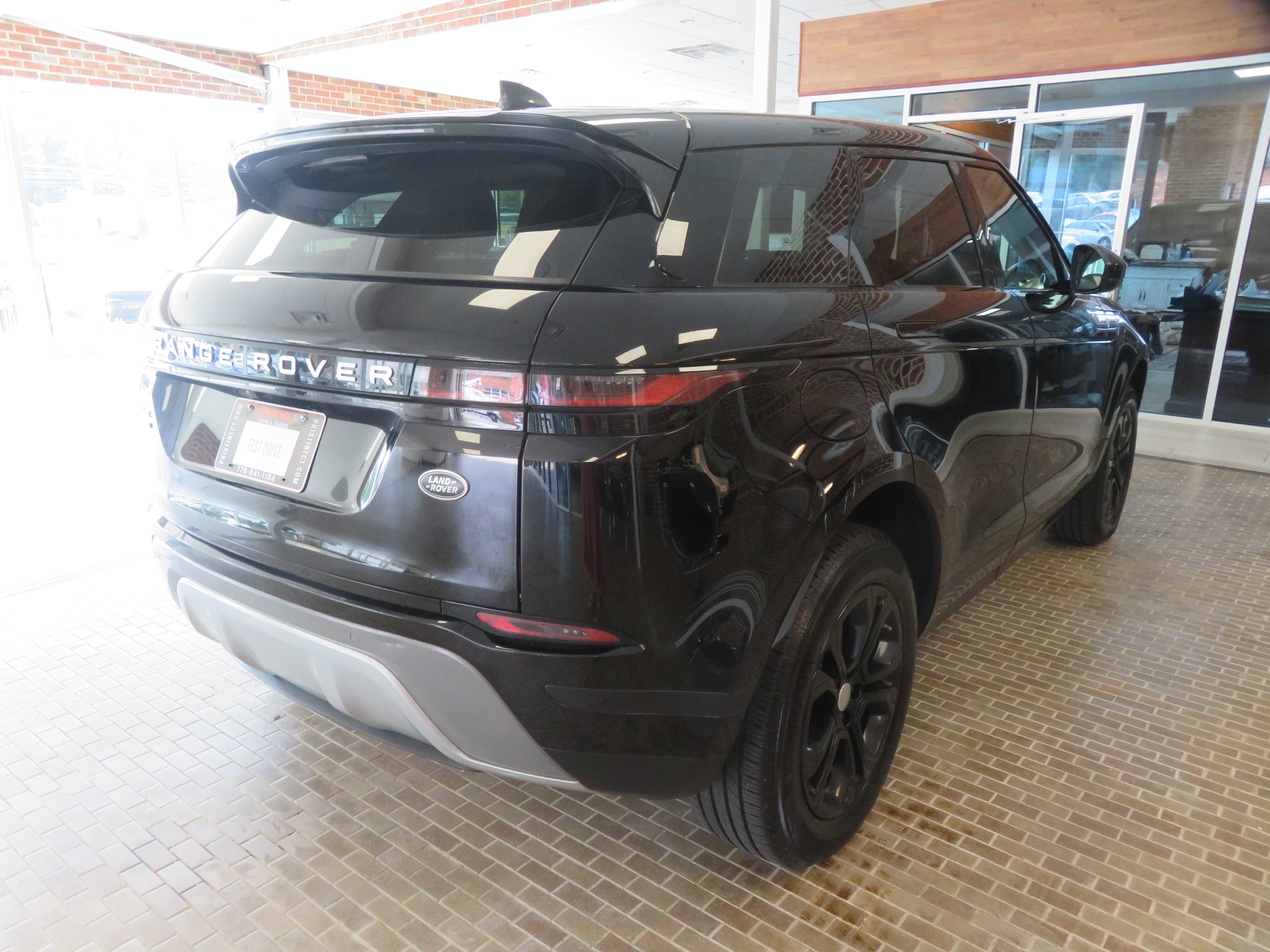 Used 2020 Land Rover Range Rover Evoque S image 4
