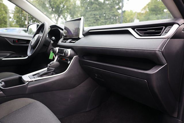 Used 2024 Toyota RAV4 LE image 25