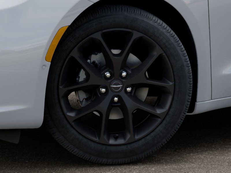 New 2026 Chrysler Pacifica Select w/ S Appearance Package image 8