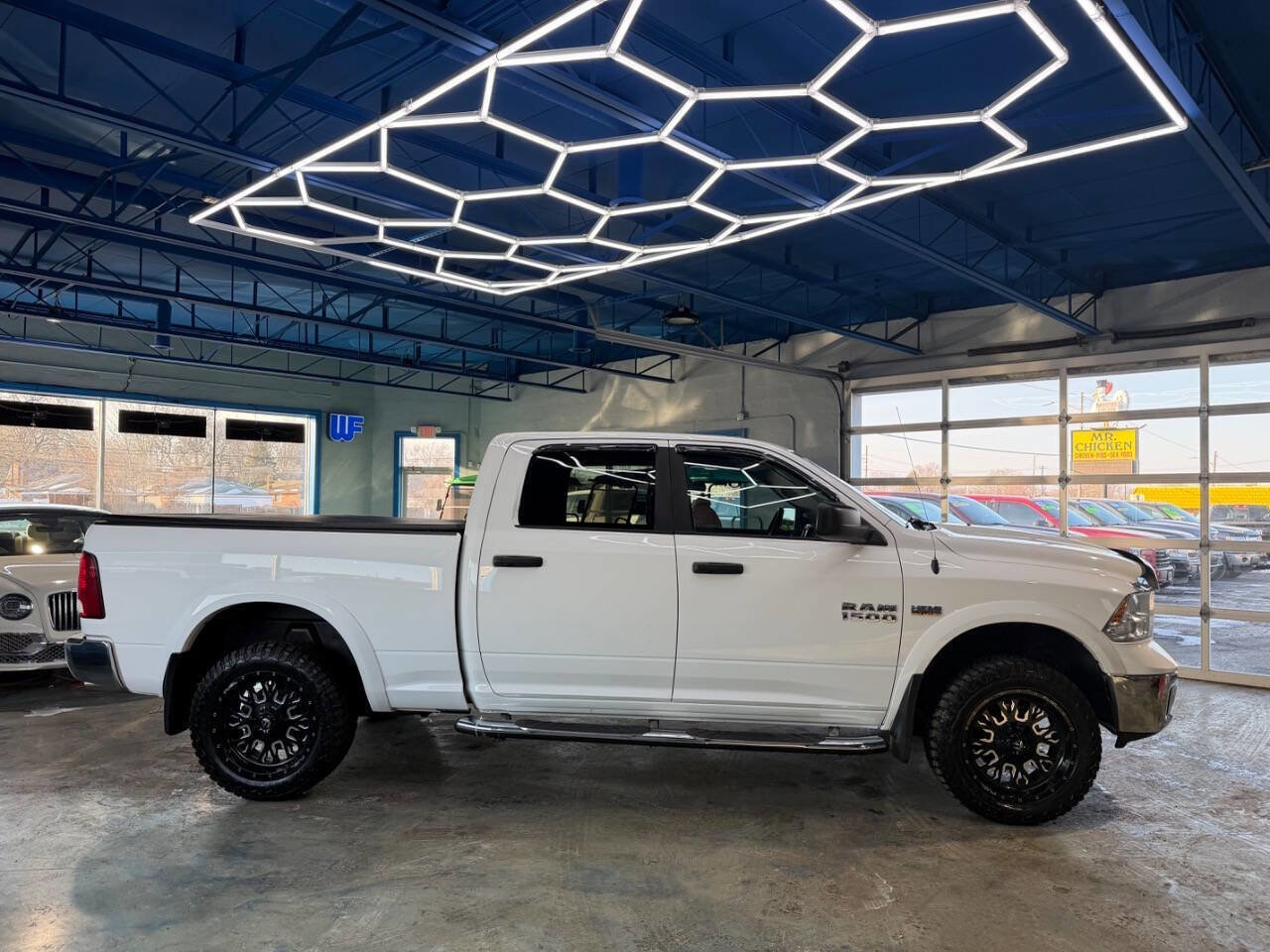 Used 2016 RAM 1500 Outdoorsman image 8