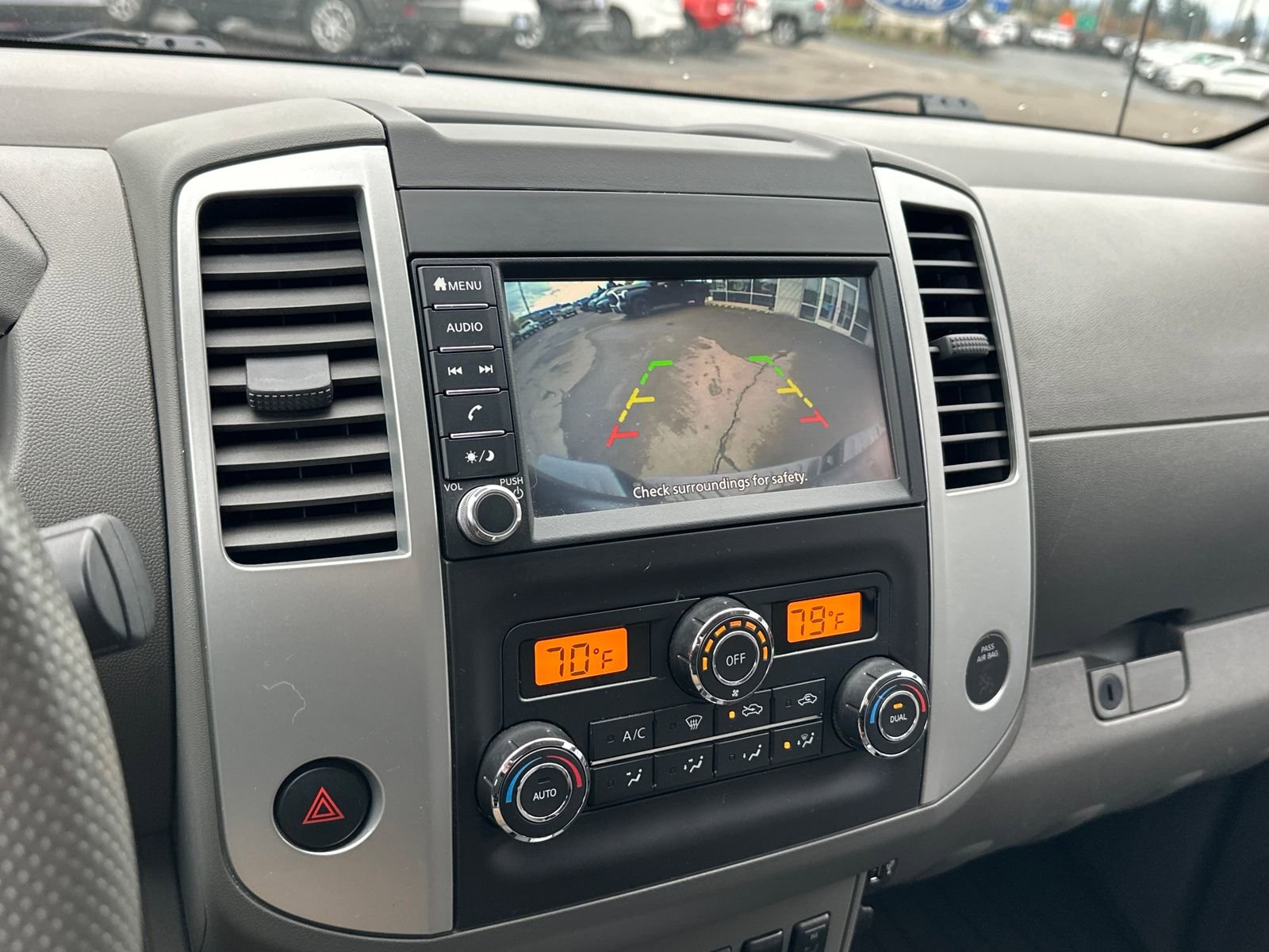 Used 2020 Nissan Frontier SV w/ Midnight Edition Floor Mats image 14