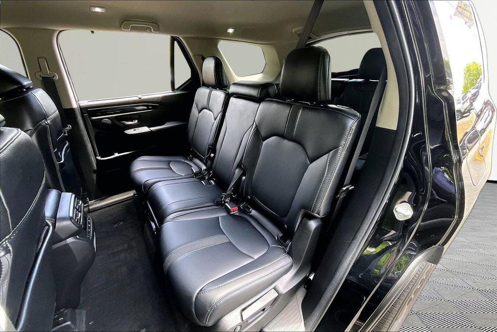 Certified 2025 Honda Pilot EX-L image 16