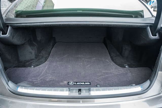 Used 2020 Lexus LS 500 AWD w/ Interior Upgrade Package image 12