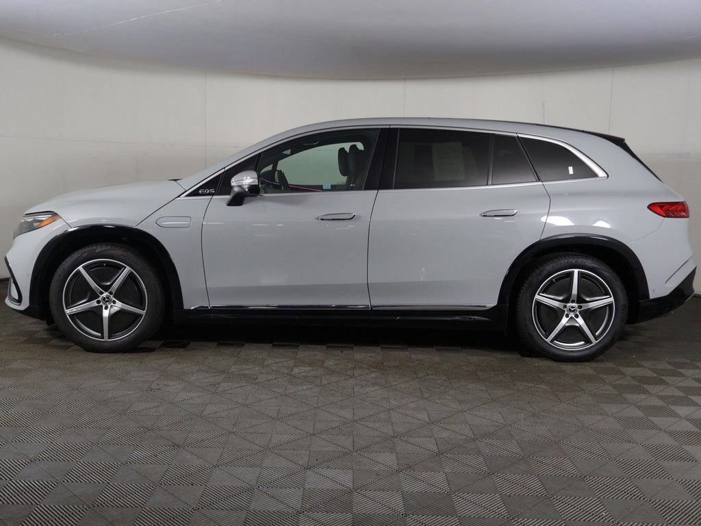Used 2023 Mercedes-Benz EQS 580 4MATIC SUV image 20
