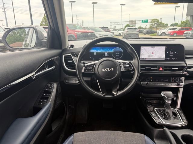 Used 2024 Kia Seltos S AWD/4WD image 6