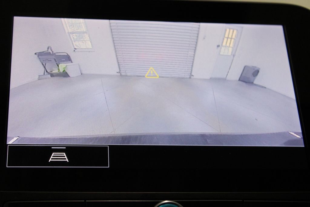 Used 2025 Chevrolet Malibu LT FWD image 35