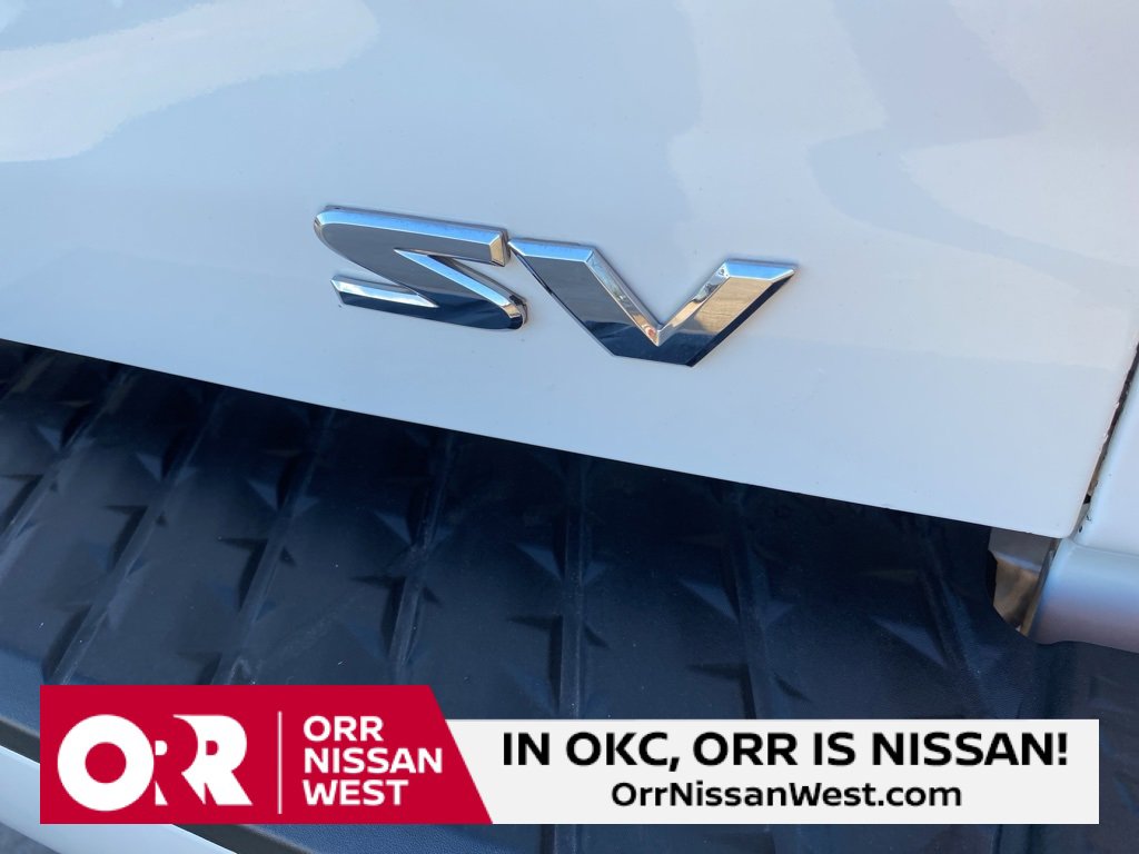 Used 2021 Nissan Titan SV w/ SV Convenience Package image 11