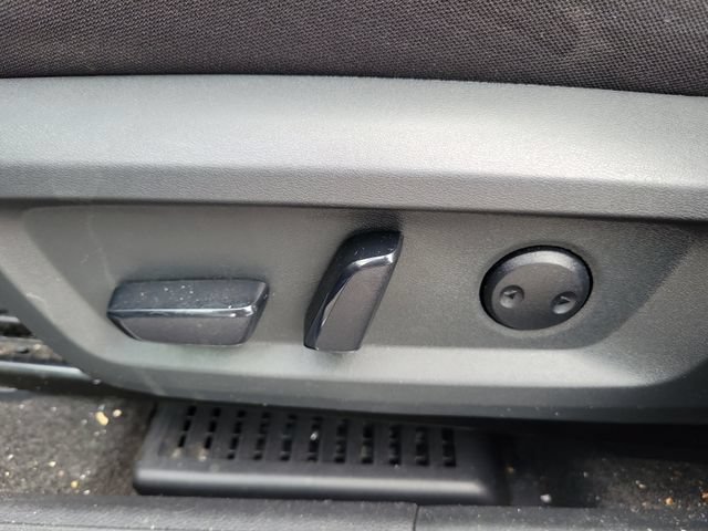 Used 2023 Nissan Rogue SV FWD image 20