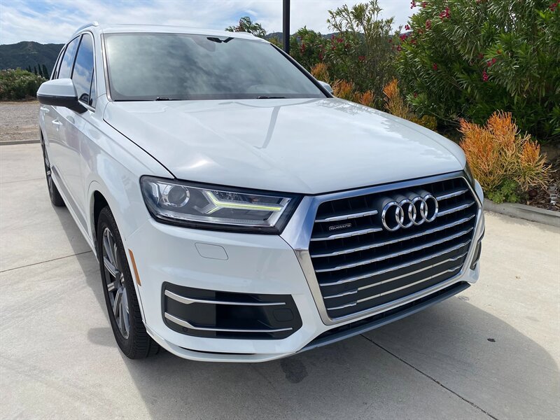 Used 2017 Audi Q7 3.0T Premium Plus image 2