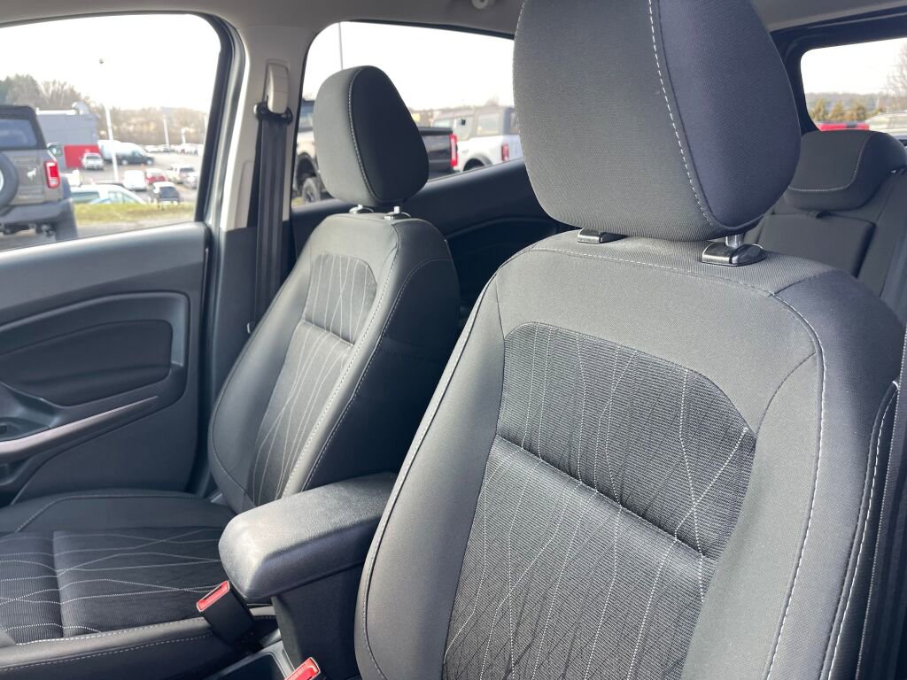Used 2022 Ford EcoSport SE w/ SE Convenience Package image 6