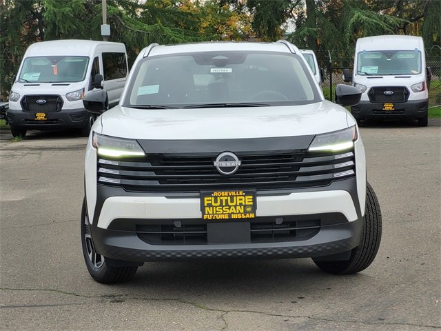 New 2026 Nissan Kicks SV w/ SV Premium Package image 3