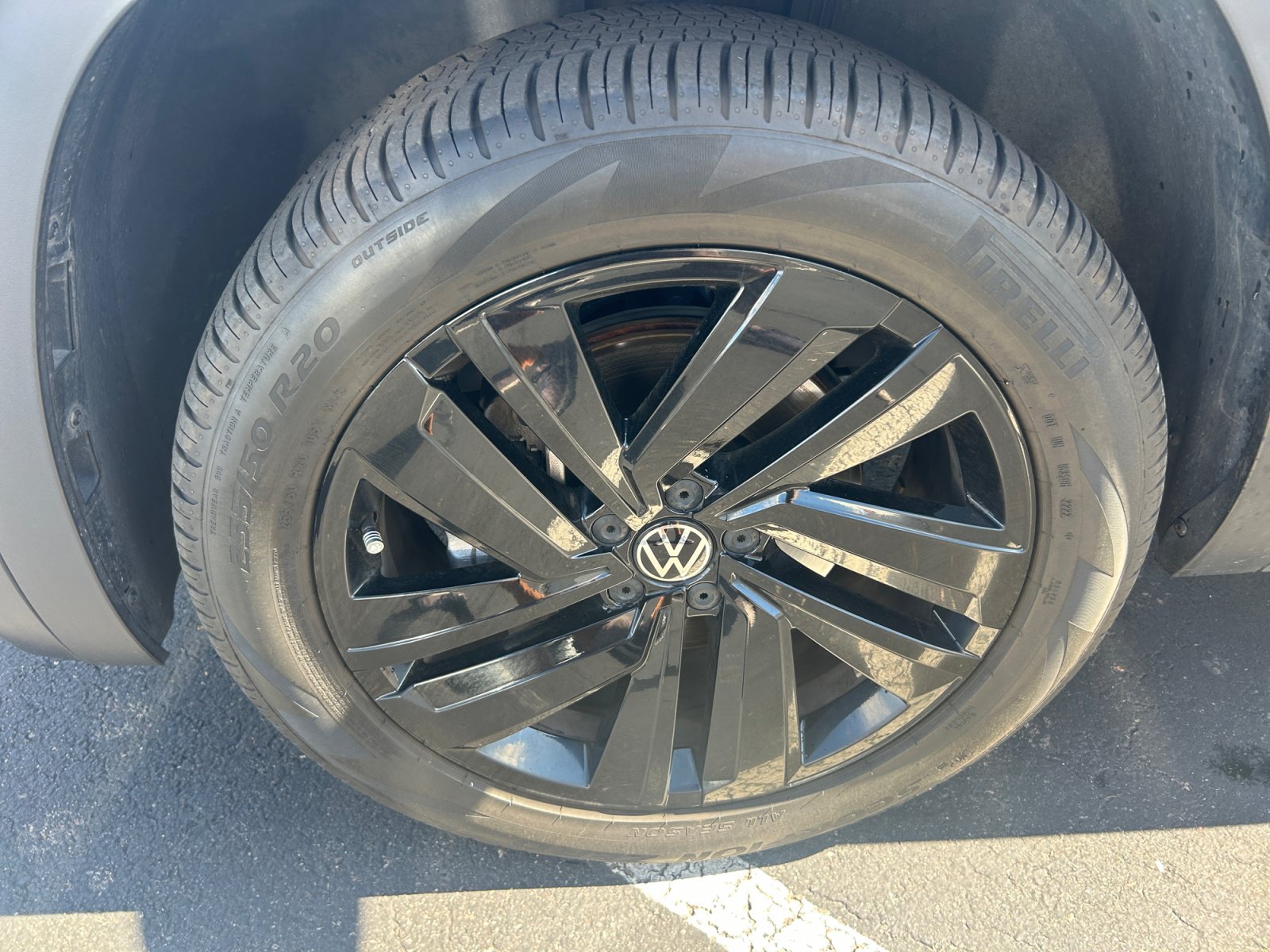 Used 2023 Volkswagen Atlas Cross Sport SE FWD image 25