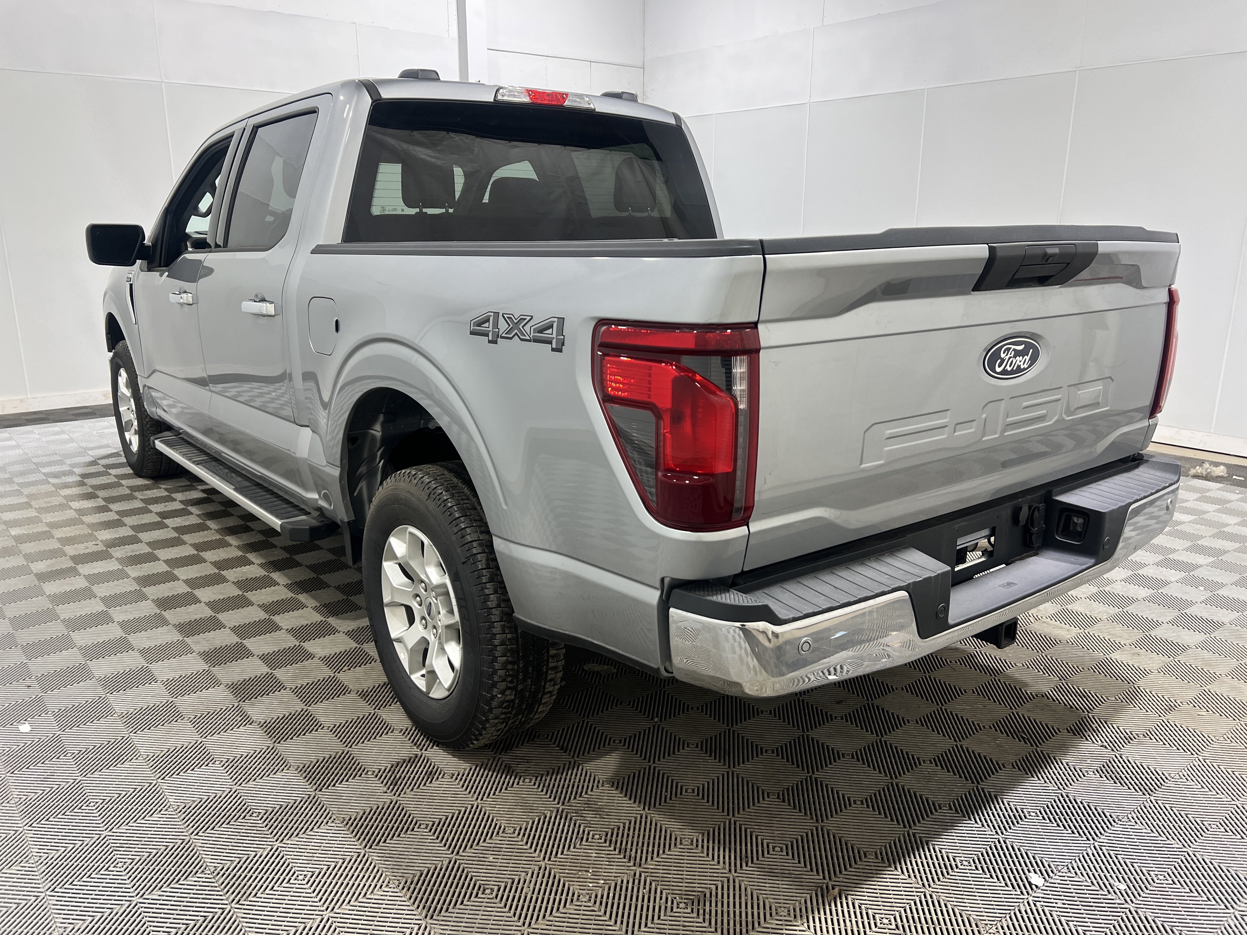 Used 2025 Ford F150 XLT w/ Equipment Group 301A Standard AWD/4WD image 2