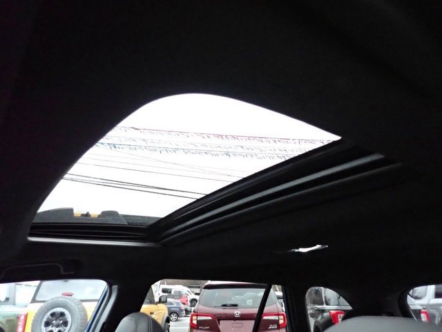 Used 2022 Subaru Outback Wilderness w/ Wilderness Package image 24