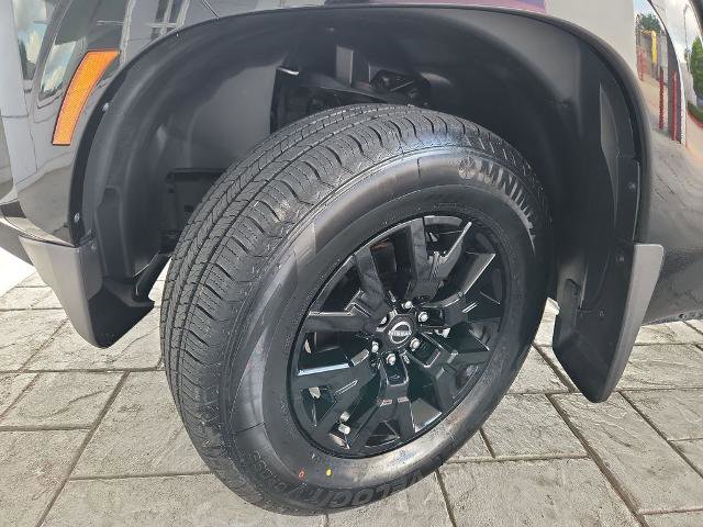 Certified 2023 Nissan Frontier SV w/ Midnight Edition Package AWD/4WD image 30