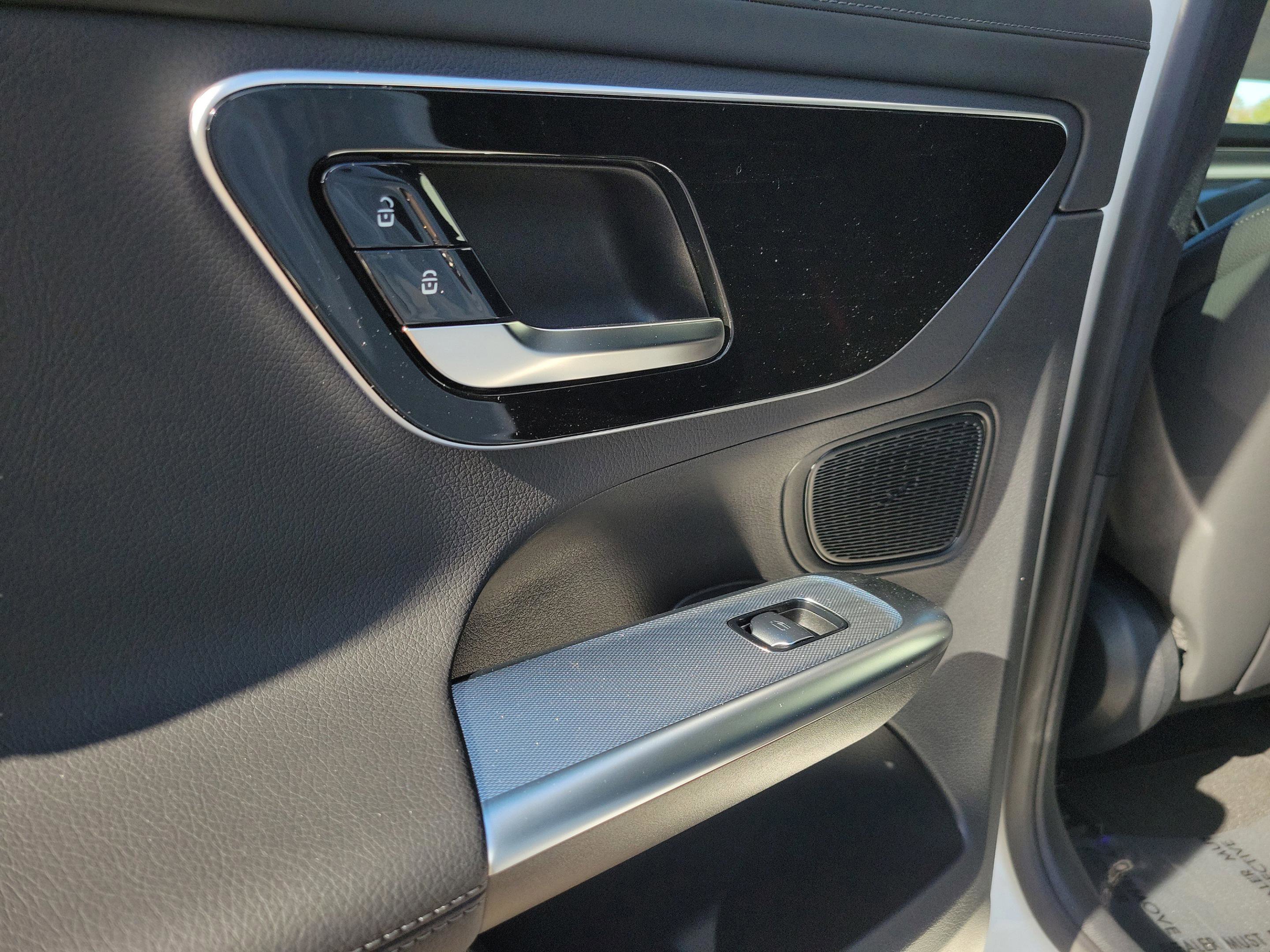 New 2026 Mercedes-Benz GLC 43 AMG 4MATIC image 7