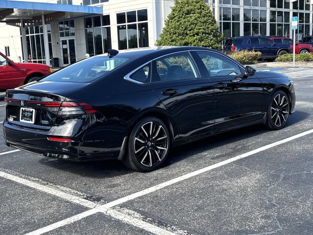 Certified 2023 Honda Accord Touring image 4