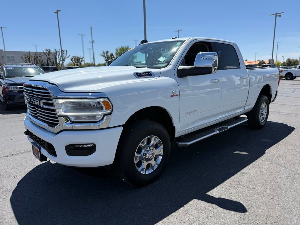 Used 2024 RAM 2500 Laramie AWD/4WD image 3