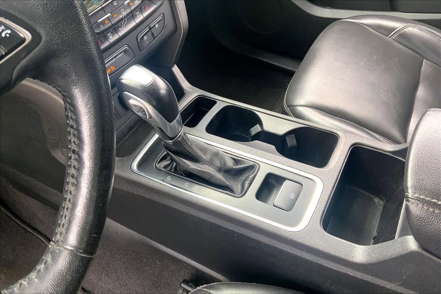 Used 2019 Ford Escape SEL image 17