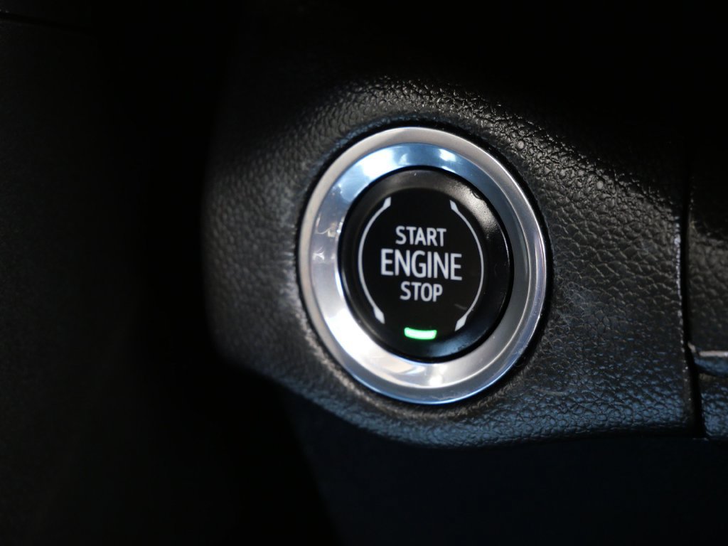 Used 2023 Buick Envision Essence w/ Sport Touring Package AWD/4WD image 24
