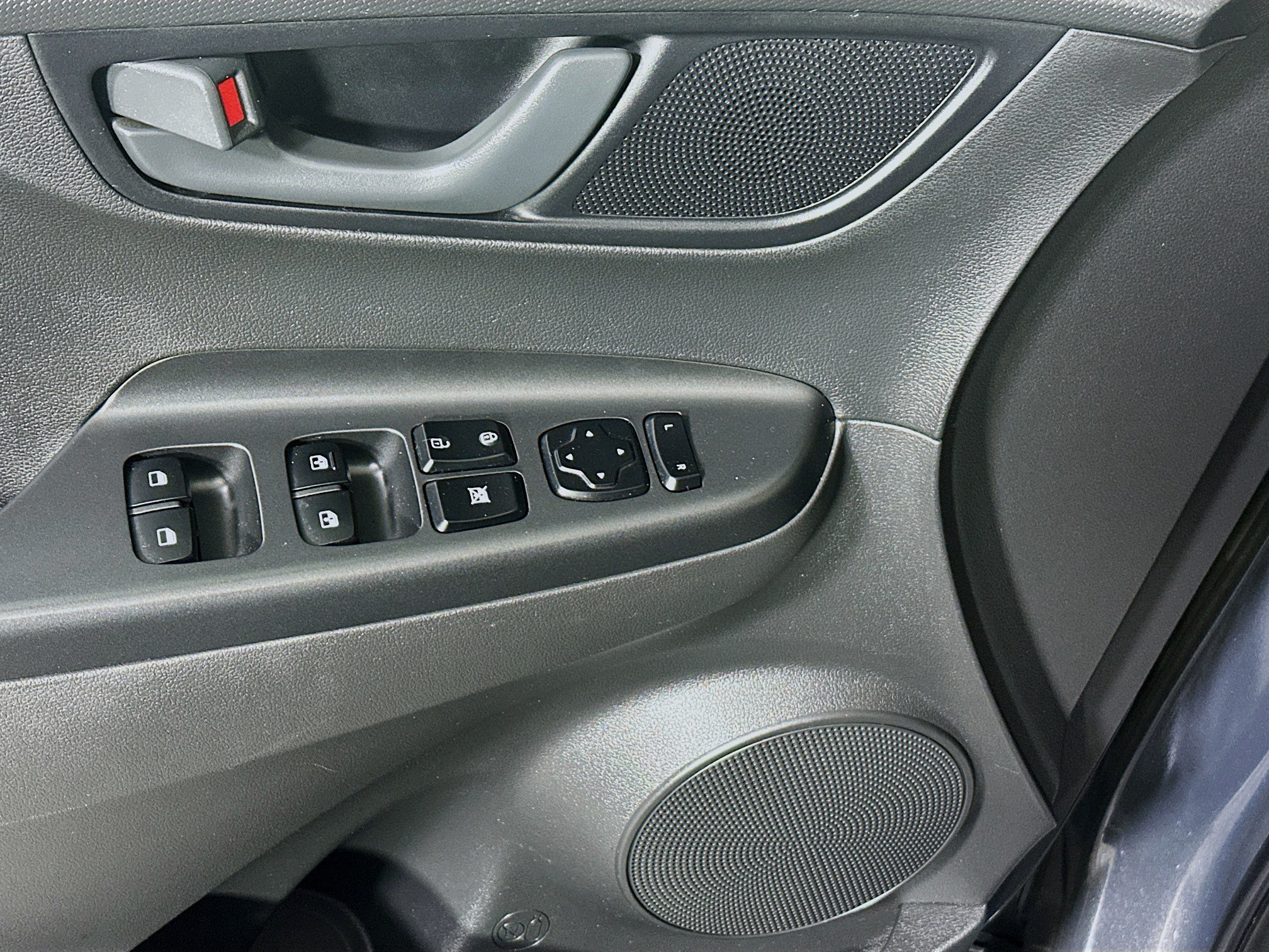 Used 2023 Hyundai Kona SEL FWD image 14