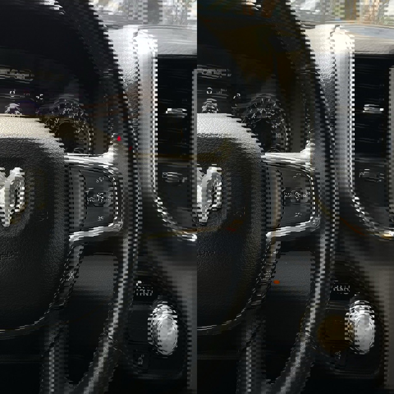 Used 2024 RAM 1500 Laramie image 14