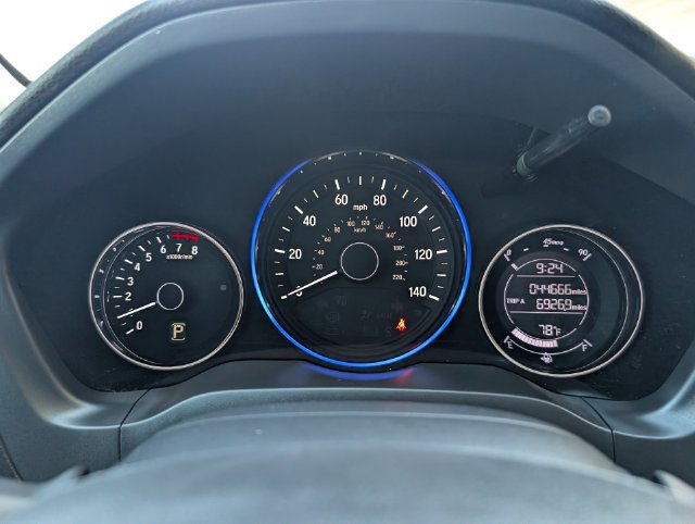Used 2022 Honda HR-V LX image 15