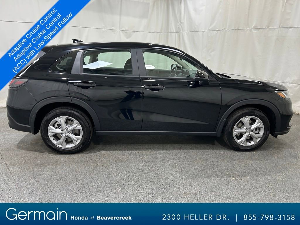 Used 2025 Honda HR-V LX image 11