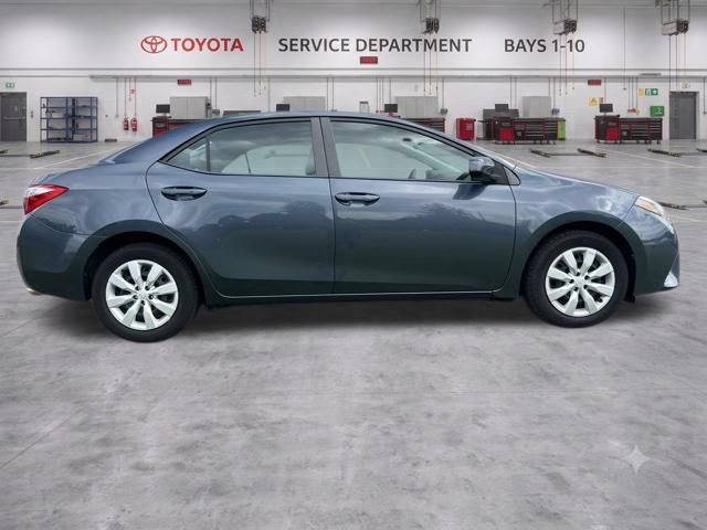 Used 2015 Toyota Corolla LE FWD image 9