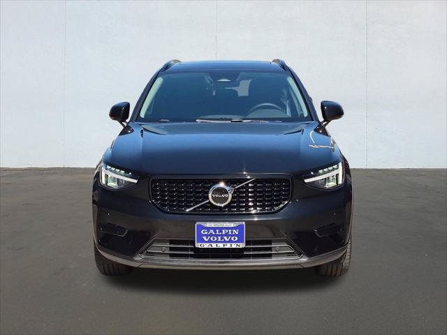 Certified 2024 Volvo XC40 B5 Core w/ Protection Package Premier AWD/4WD image 2