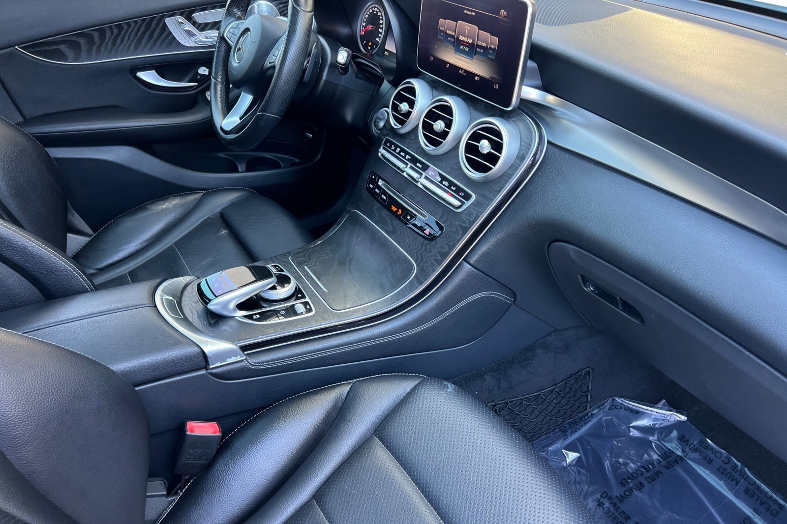 Certified 2016 Mercedes-Benz GLC 300 image 33