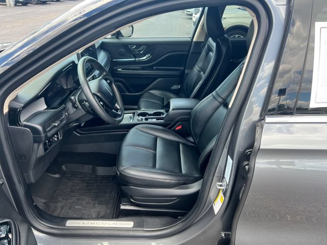 Used 2024 Lincoln Corsair AWD image 13