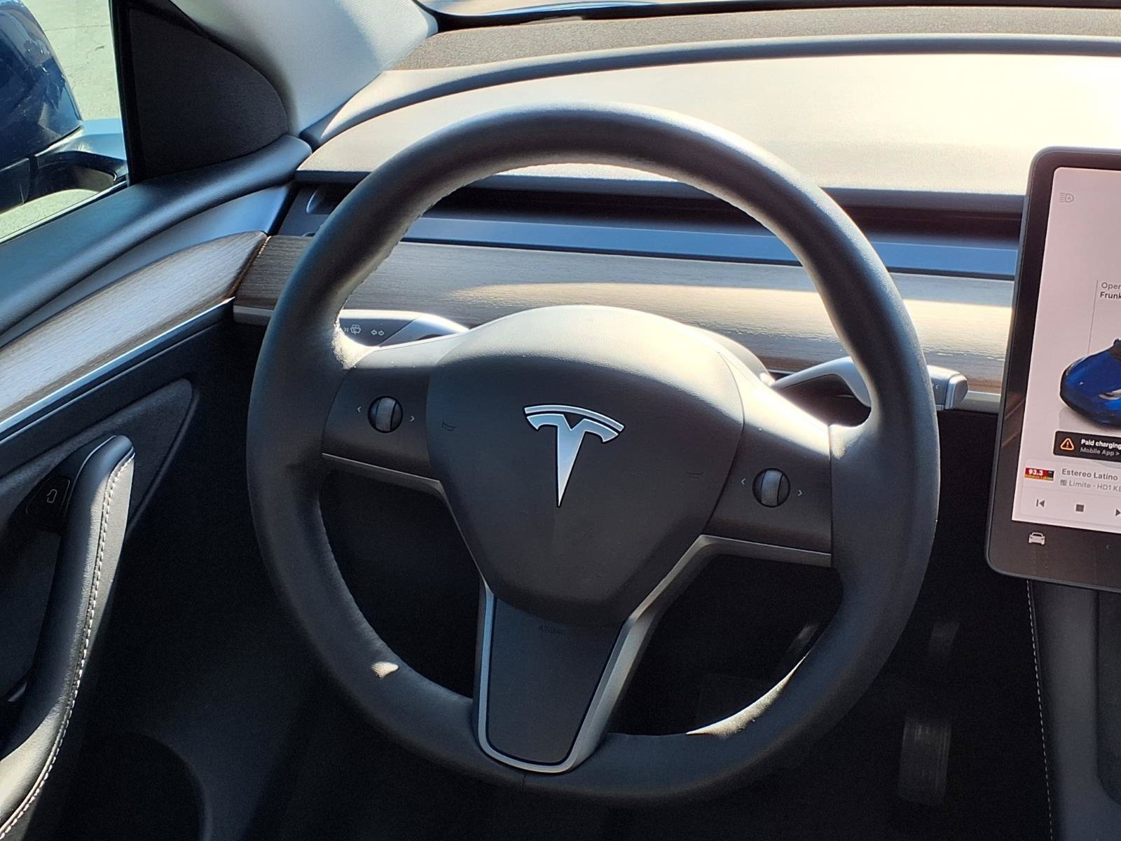 Used 2023 Tesla Model Y Long Range AWD/4WD image 22