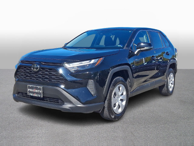 Used 2024 Toyota RAV4 LE AWD/4WD image 1