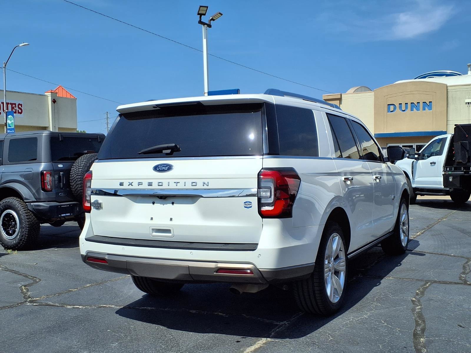 Used 2023 Ford Expedition King Ranch AWD/4WD image 2