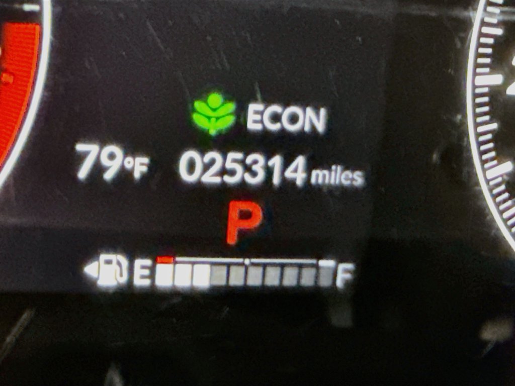 Used 2025 Honda HR-V Sport image 4
