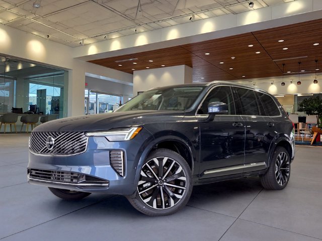 New 2026 Volvo XC90 B6 Ultra w/ Protection Package AWD/4WD image 3