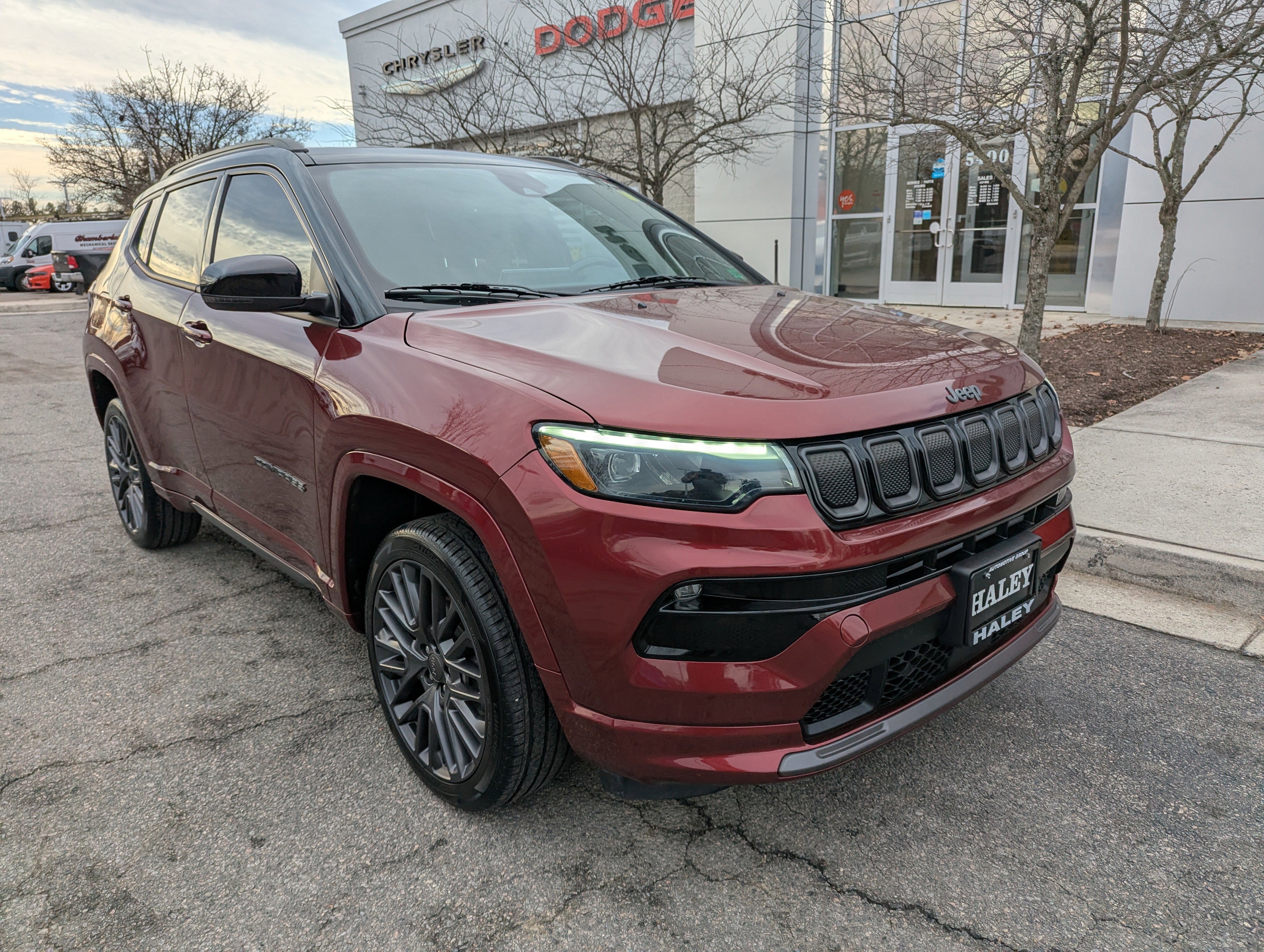 Used 2022 Jeep Compass High Altitude video 2