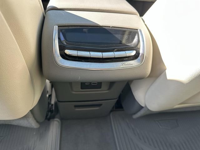 Certified 2022 Cadillac XT6 Premium Luxury image 22