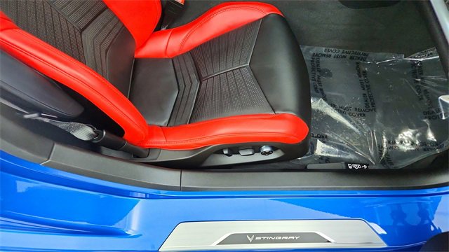 Used 2021 Chevrolet Corvette Stingray Preferred Cpe w/ Z51 Performance Package image 22