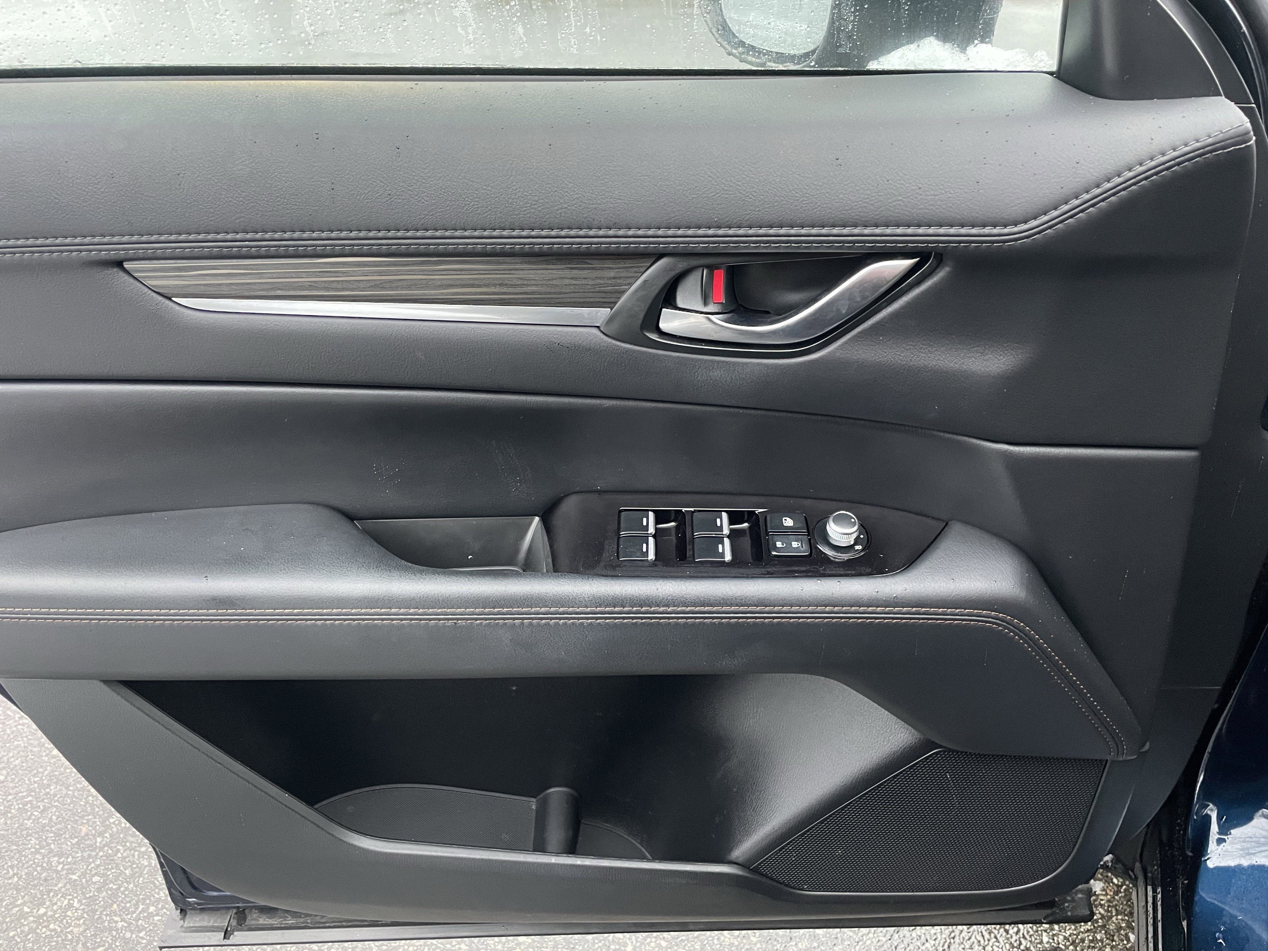 Used 2022 MAZDA CX-5 AWD 2.5 S w/ Premium Package image 12