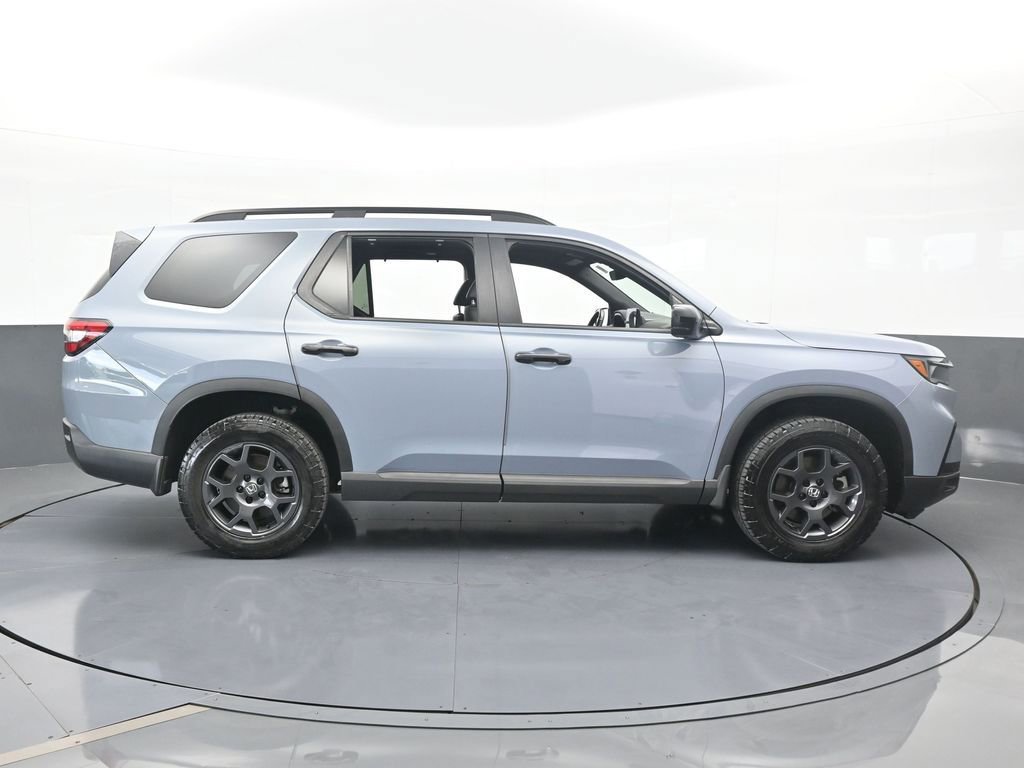 Used 2023 Honda Pilot TrailSport image 7