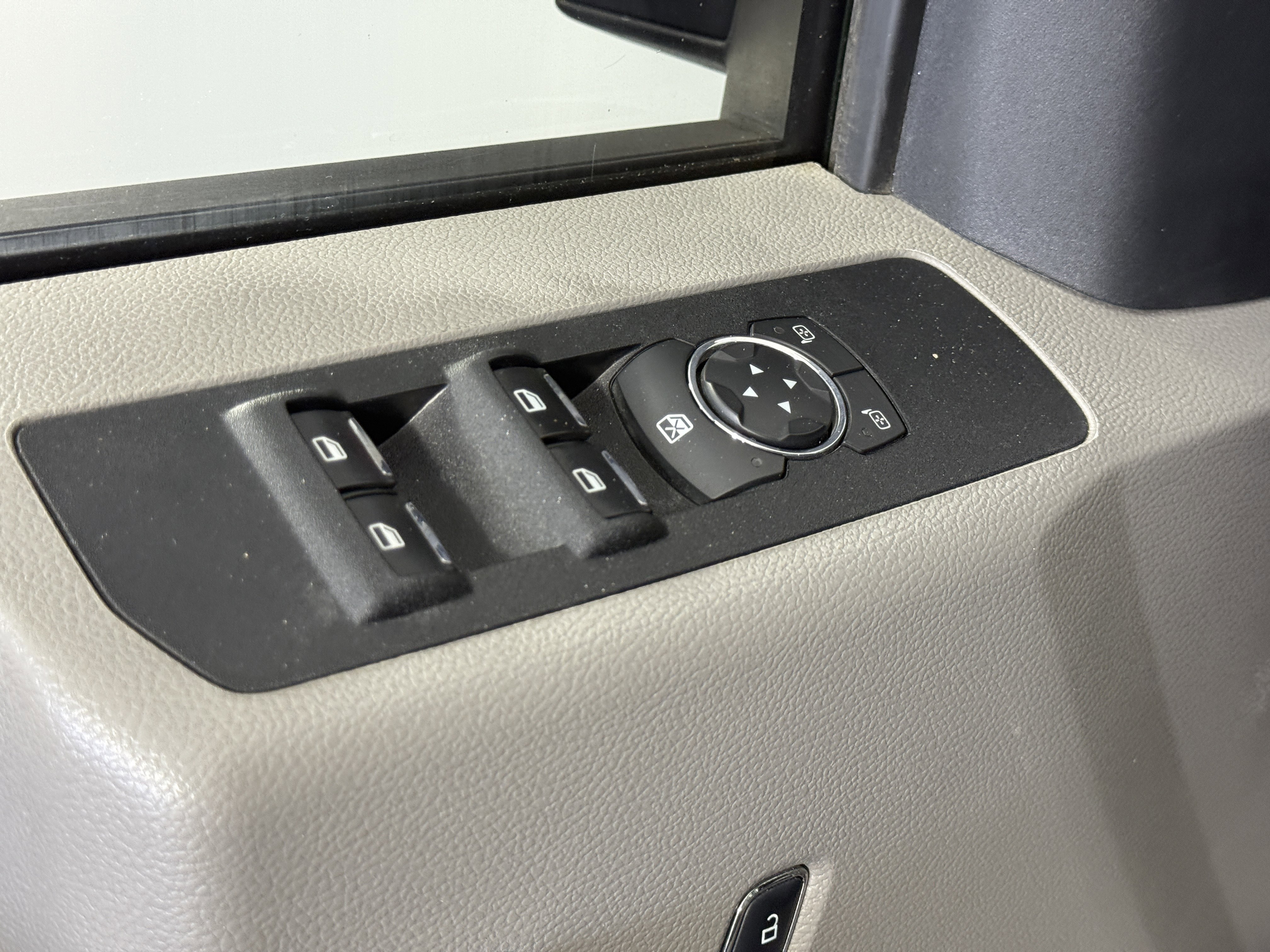 Used 2018 Ford F250 XLT AWD/4WD image 16