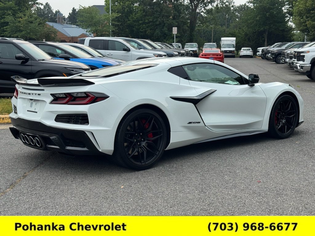 Used 2026 Chevrolet Corvette Z06 RWD image 6
