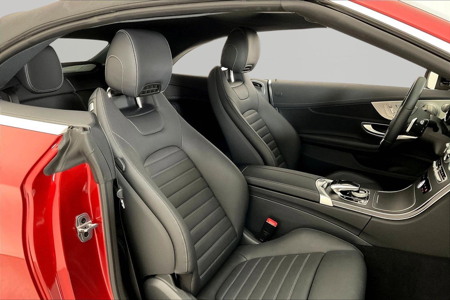 Used 2023 Mercedes-Benz C 300 4MATIC Cabriolet image 29