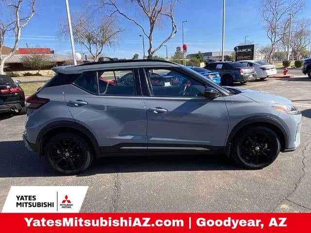 Used 2021 Nissan Kicks SR w/ SR Premium Package image 2