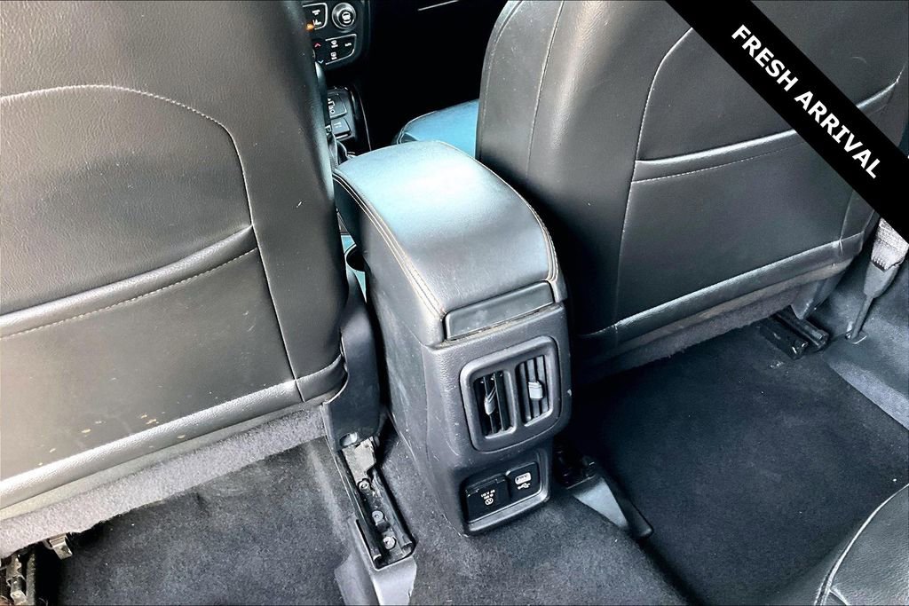 Used 2018 Jeep Compass Limited image 10