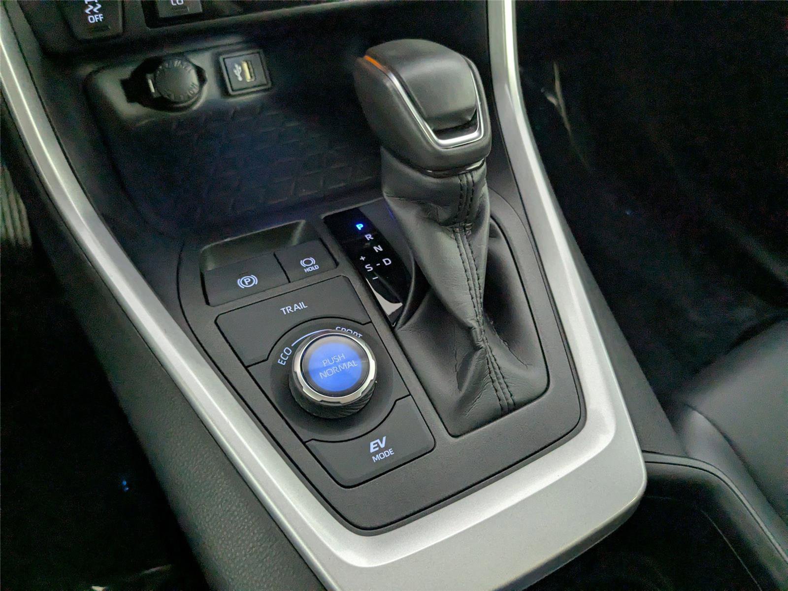 Certified 2024 Toyota RAV4 XSE image 20